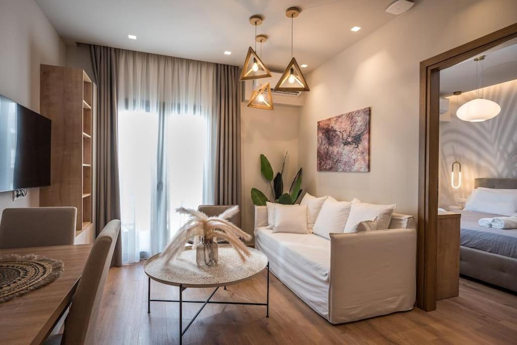 Amalia'S Luxury Apartment 1 Heraklion  Bagian luar foto