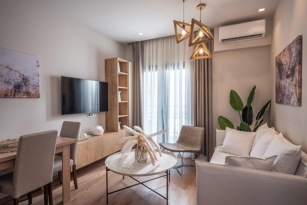 Amalia'S Luxury Apartment 1 Heraklion  Bagian luar foto