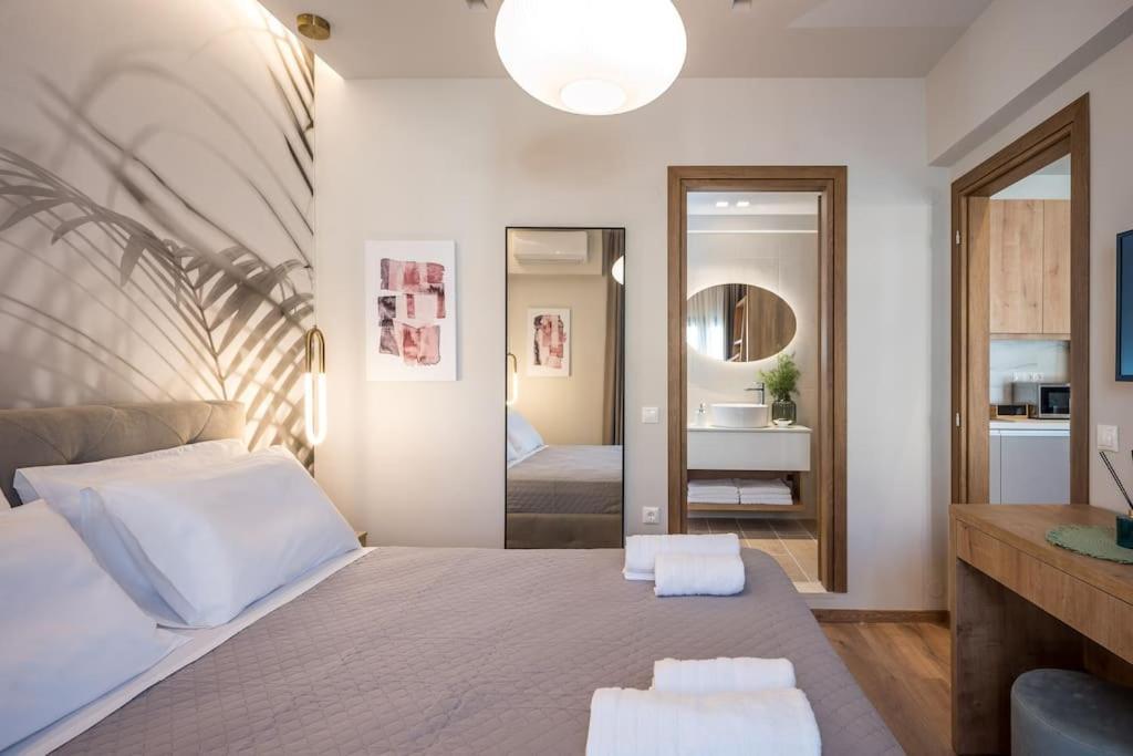 Amalia'S Luxury Apartment 1 Heraklion  Bagian luar foto